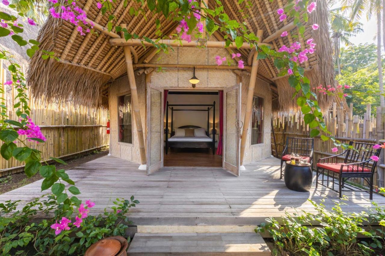 Amahelia Luxury Resort & Restaurant - Гили-Асахан Экстерьер фото